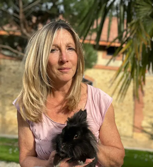 Brigitte Despres avec son chien